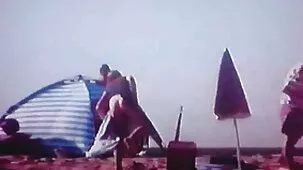 Horny నల్లటి సెక్స్ వీడియోస్ సెక్స్ వీడియోస్ జుట్టు గల స్త్రీని ముద్దాడుతాడు మరియు తెలుపు సాక్స్లతో యొక్క అభ్యర్థనను వద్ద ఆమె ప్రేమికుడు పరిపక్వ